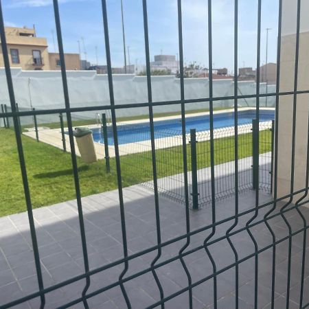 Piso Coqueto Chiclana Apartment Чиклана де ла Фронтера Екстериор снимка